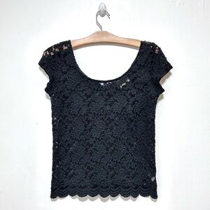 Pins & Needles Black Scoop Neck Lace Back Keyhole Ribbon Size Small